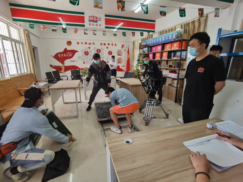 滦县广告片拍摄公司：极简主义践行者，少即是多的视觉哲学